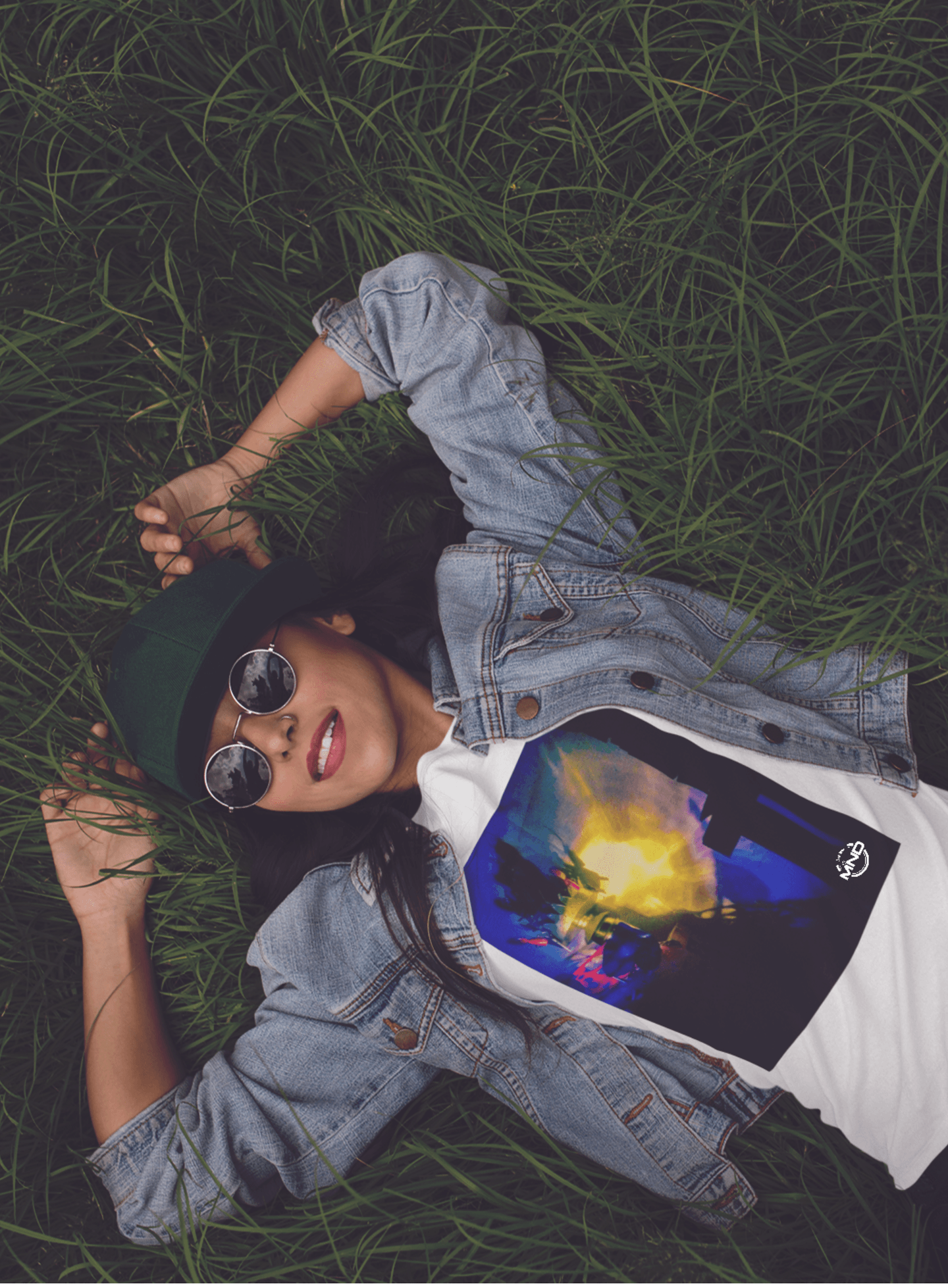 Unisex organic cotton Tunnel of light t-shirt